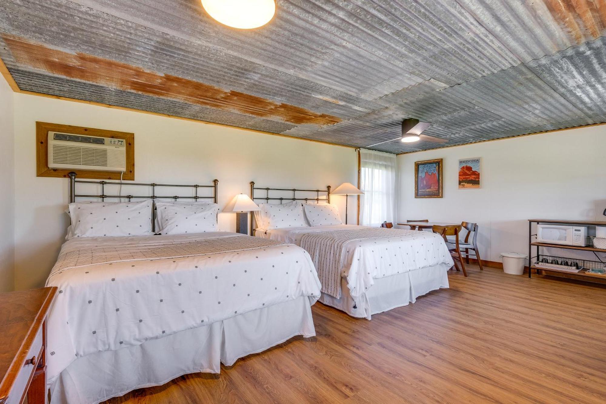 Delightful Carmine Studio On Farm Near Round Top! Exterior photo